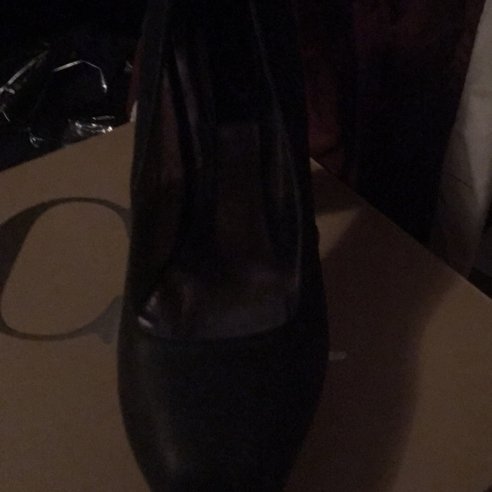 Black heel